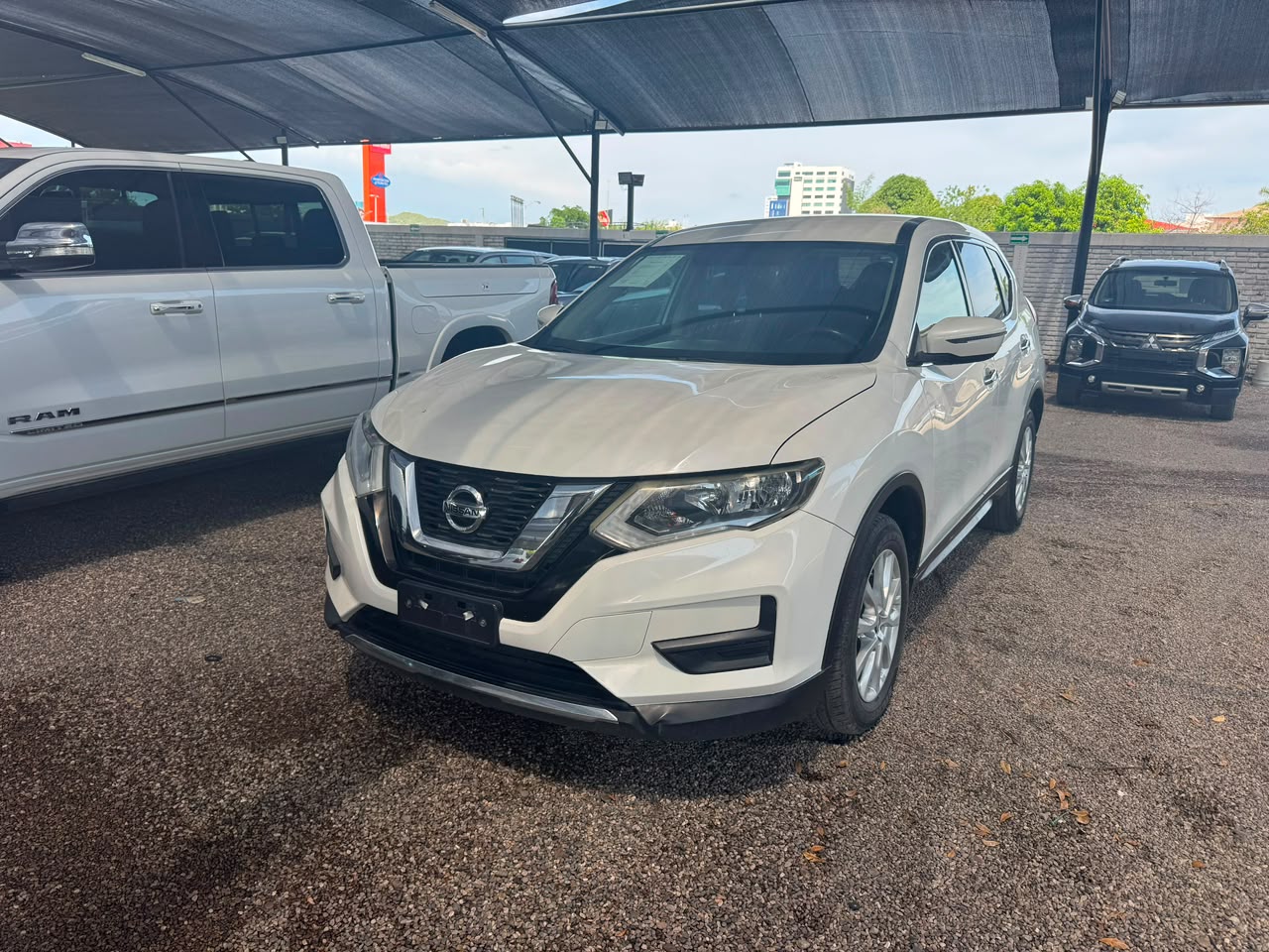 X-Trail 2020 BLANCO SATINADO - LW112451
