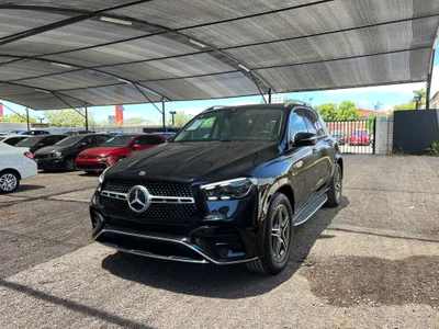 Clase GLE 2024 NEGRO OBSIDIANA METALIZADO - RB242648
