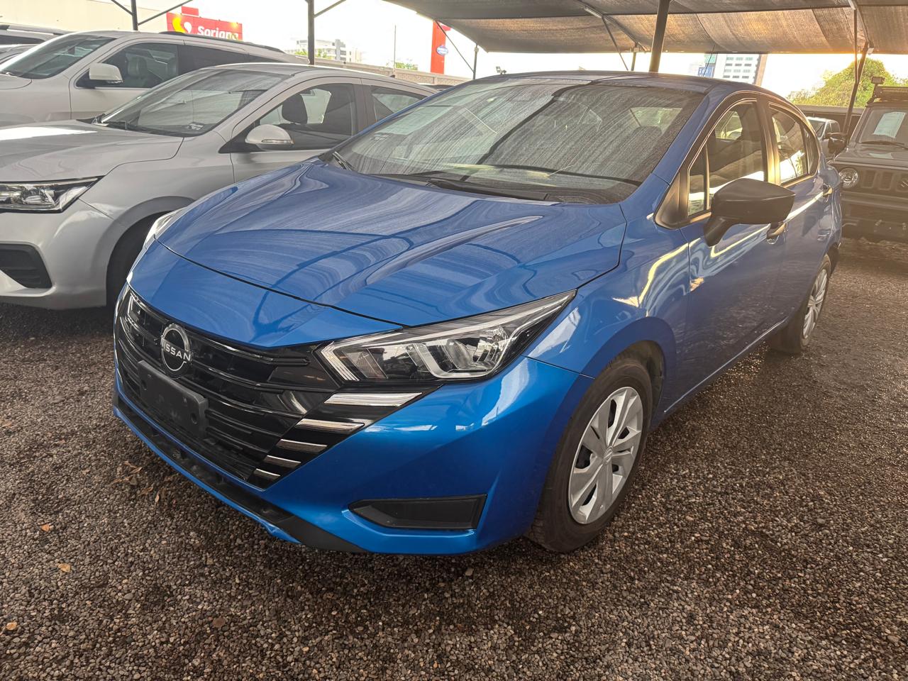 Versa 2024 AZUL ZAFIRO - RL887425