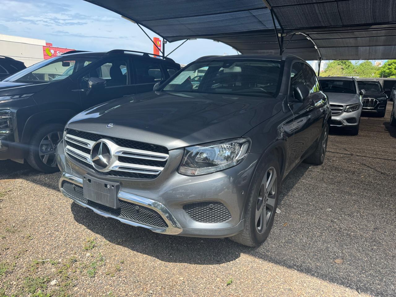 Clase GLC 2017 Gris - HF205808