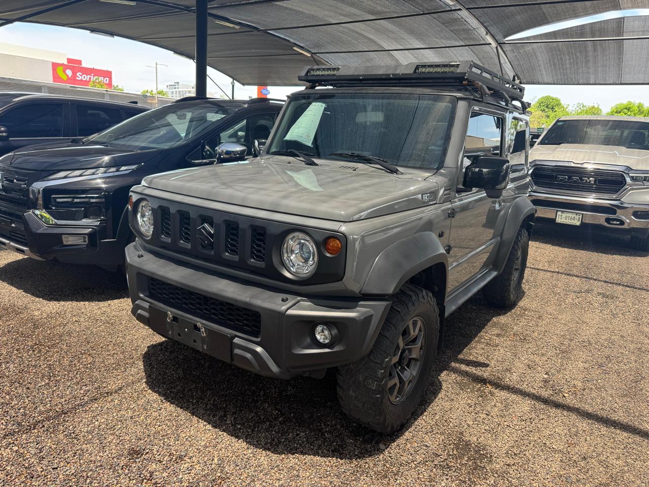 Jimny 2021 GRIS CUARZO - M5104075